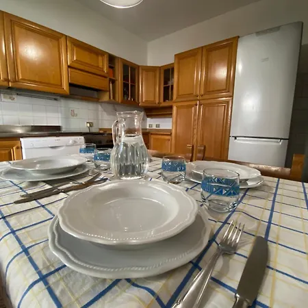 Vendégház Casa Rina *